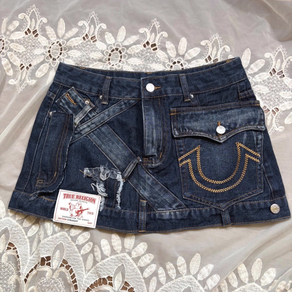 Y2K True Religion Womens Dark Wash Distressed Denim Mini Skirt Gold Stitch S